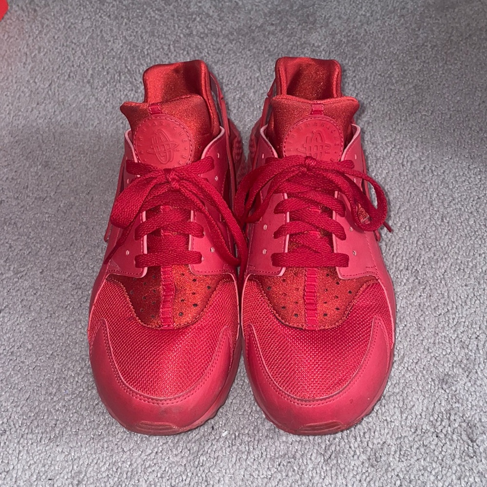 Red huarache